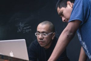 Tech Greeter | Tech Beyond the hype 44 jose aljovin JZMdGltAHMo unsplash